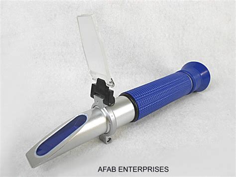 how to use a hand refractometer|hand refractometer brix.